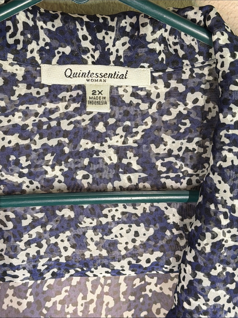 Quintessential‎ Woman Navy Printed Sheer Tie-Front Short Sleeve Blouse - Picture 2 of 5